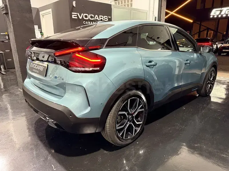 Usado Citroën C4 X Shine 100 kW (136 CV) 2022 Eléctrico SUV