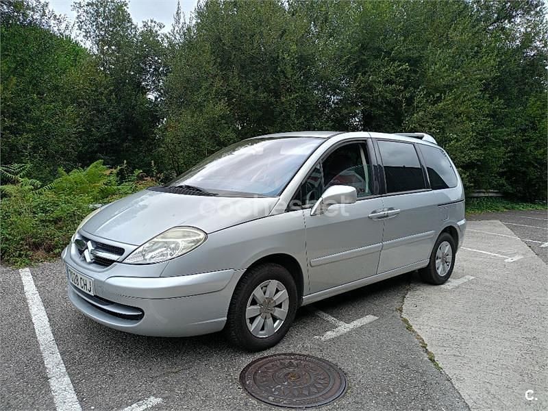 Gris / plata Usado 2003 Citroën C8 Monovolumen | 4990 € (Precio justo) - Imagen 1/4
