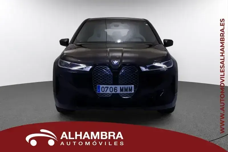 Używany BMW iX 384 kW (523 KM) 2024 Czarny SUV