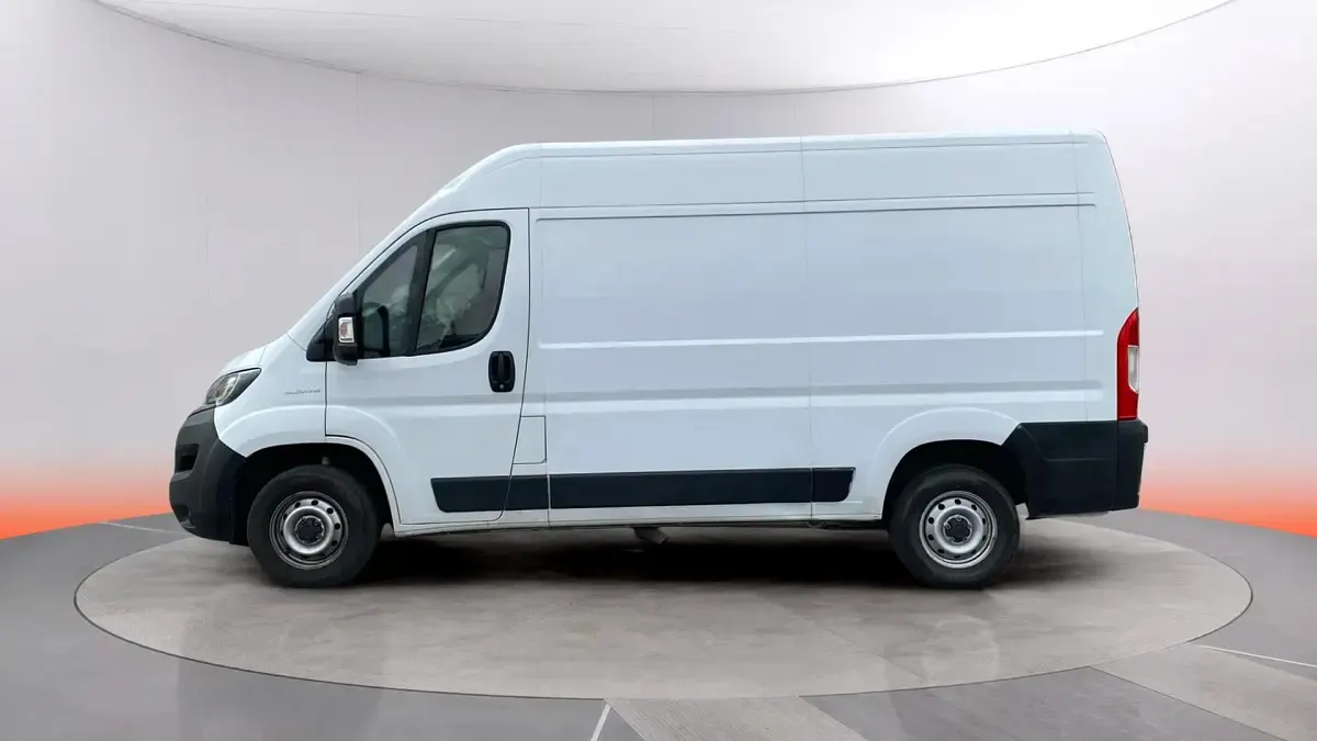 Usado Fiat Ducato 140 CV (102 kW) 2021 Blanco Van