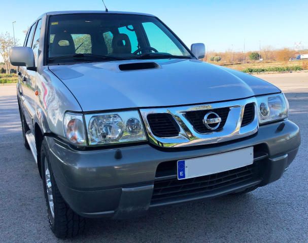 Спойлер nissan terrano 3