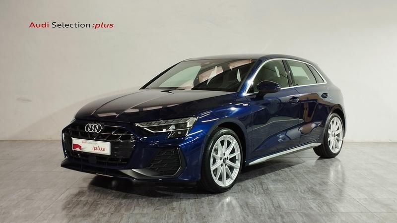 Azul Usado 2025 Audi A3 S-Line Berlina | 36.900 € (Buen precio) - Imagen 1/4