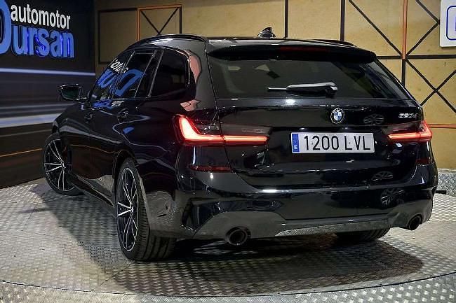 Usado BMW 320 190 CV (139 kW) 2021 Negro Familiar