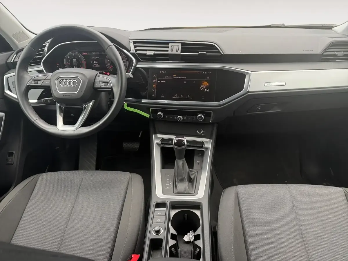 Usado Audi Q3 Advanced Plus 150 CV (110 kW) 2023 Gris/plata SUV