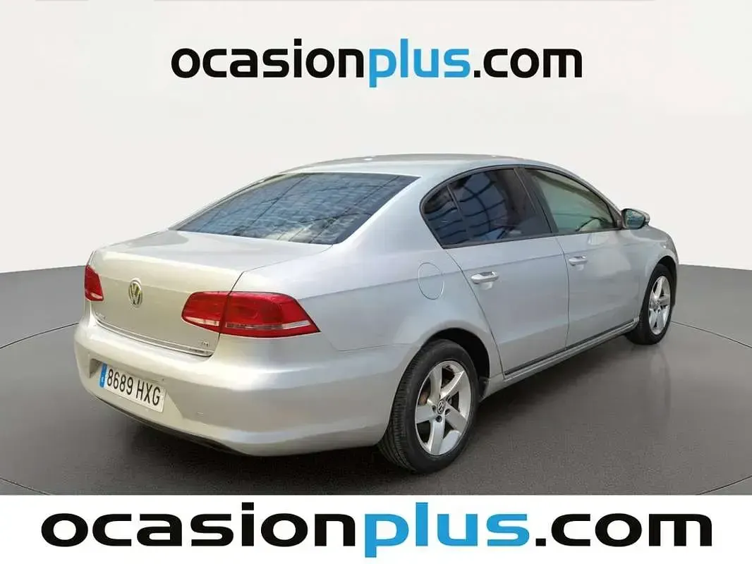 Usado VW Passat Edition 105 CV (77 kW) 2014 Gris Berlina