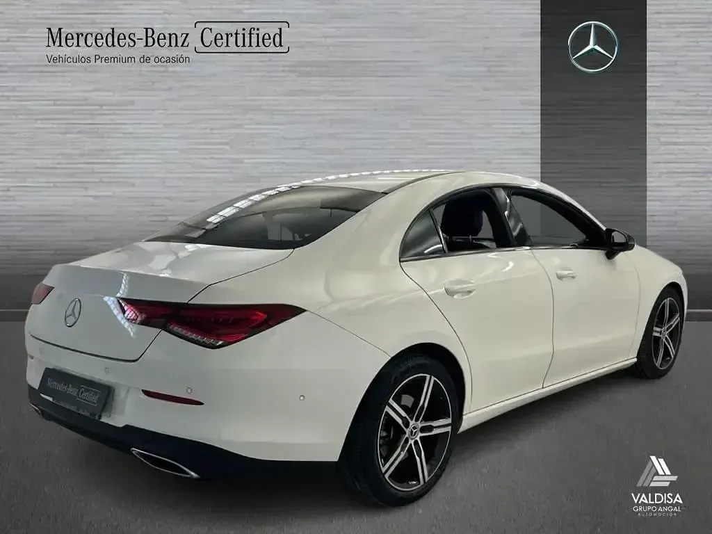 Usado Mercedes CLA200 Progressive 150 CV (110 kW) 2022 Blanco Berlina