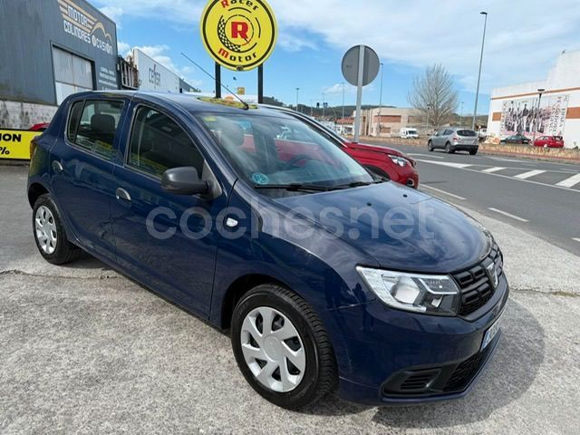 Azul Usado 2020 Dacia Sandero Acces Utilitario | 9999 € (Caro) - Imagen 1/4