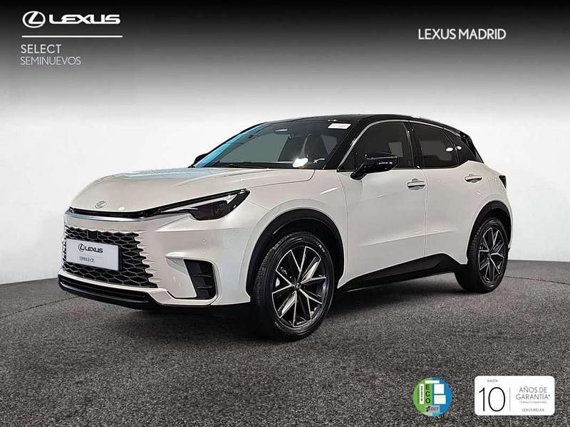 Blanco Usado 2025 Lexus LBX SUV | 32.990 € (Buen precio) - Imagen 1/4