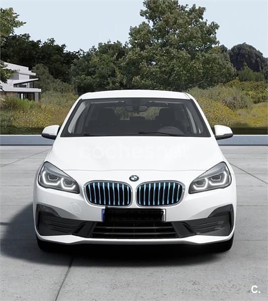 Usado BMW 225 Active Tourer iPerformance 224 CV (164 kW) 2019 Blanco Monovolumen