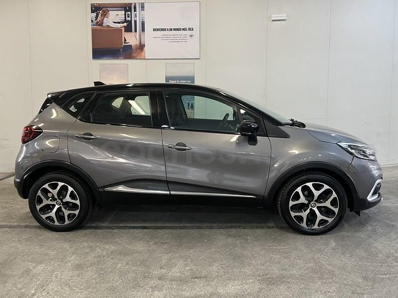 Usado Renault Captur Zen 110 CV (80 kW) 2018 Gris / plata SUV