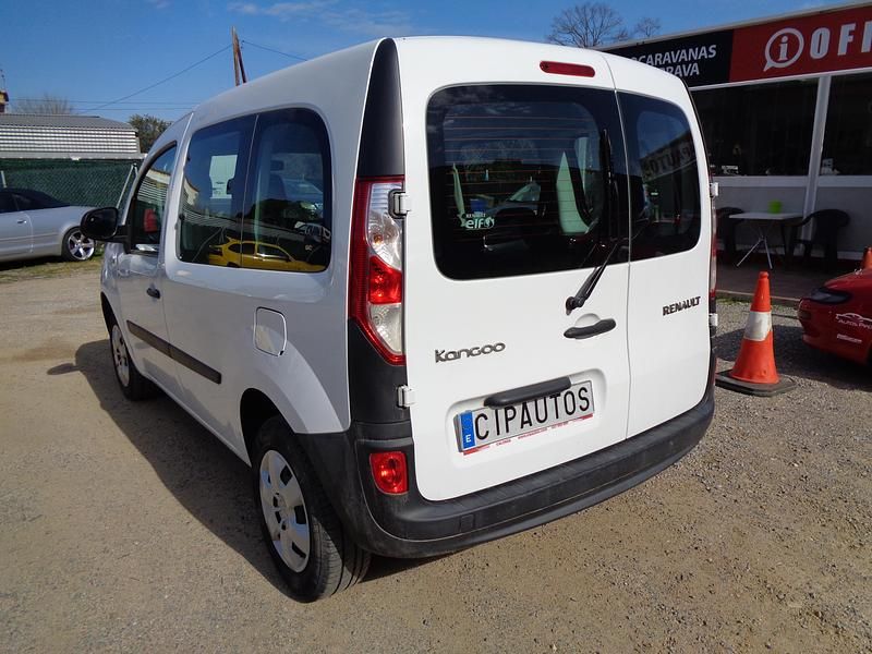 Usado Renault Kangoo 75 CV (55 kW) 2019 Blanco Monovolumen