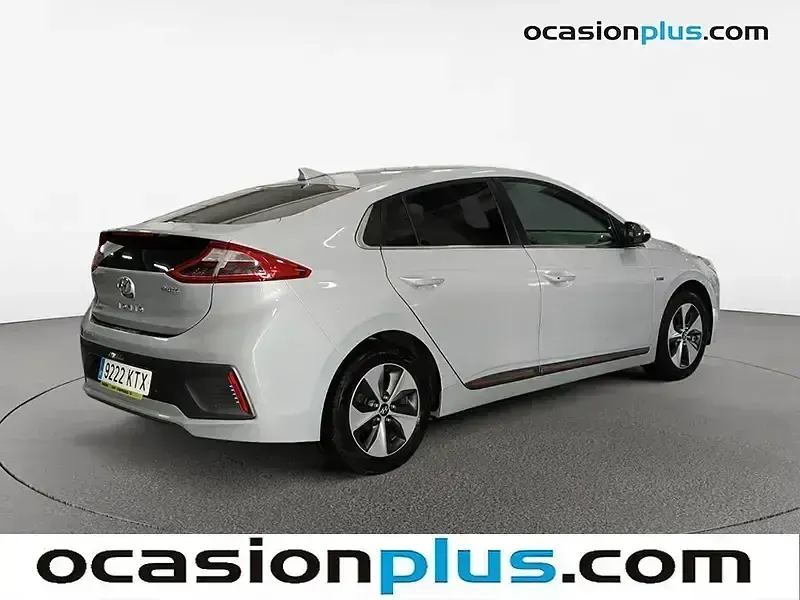 Usado Hyundai Ioniq Style 88 kW (120 CV) 2019 Gris Utilitario