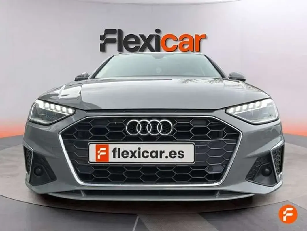 Usado Audi A4 S-Line 163 CV (119 kW) 2020 Gris Familiar