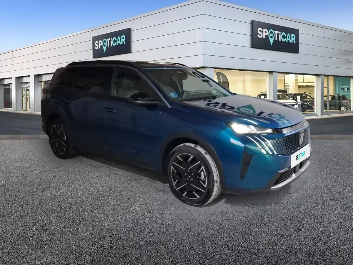 Usado Peugeot 5008 Allure 145 CV (106 kW) 2025 Azul SUV