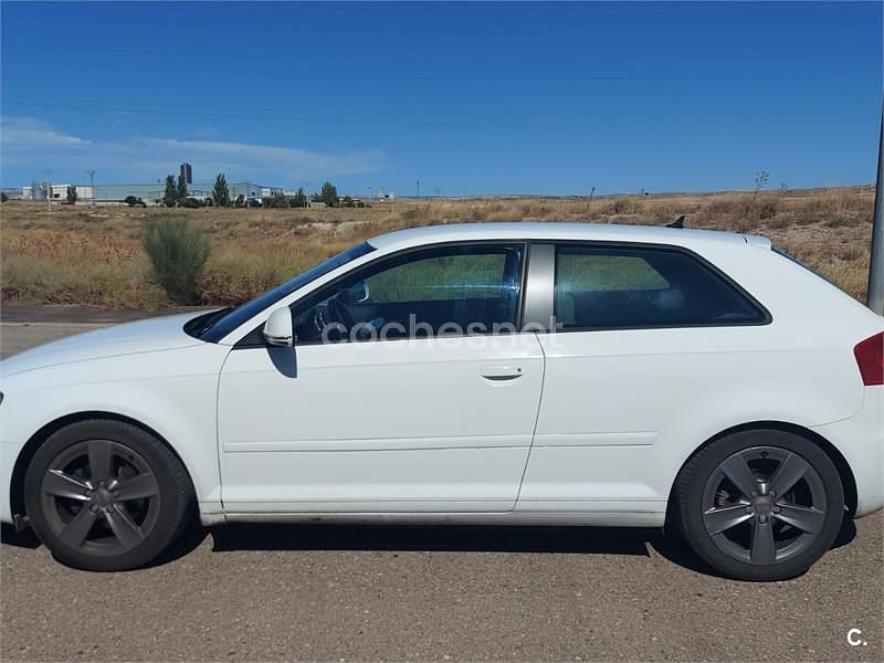 Usado Audi A3 Ambition 140 CV (102 kW) 2008 Blanco Utilitario