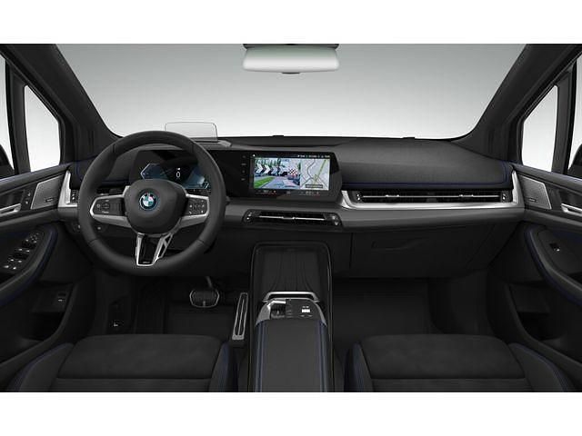 Käytetty BMW 230e Active Tourer Comfort Edition 326 HP (239 kW) 2022 Tila-auto