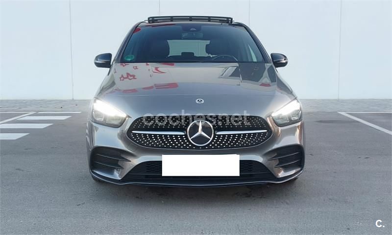 Gris / plata Usado 2022 Mercedes B200 Monovolumen | 26.500 € (Buen precio) - Imagen 1/4
