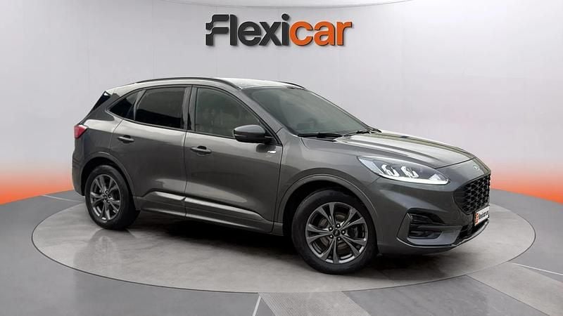 Usado Ford Kuga ST-Line 120 CV (88 kW) 2024 Gris SUV