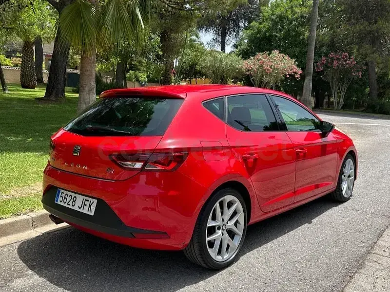 Usado Seat Leon FR 184 CV (135 kW) 2016 Rojo Berlina