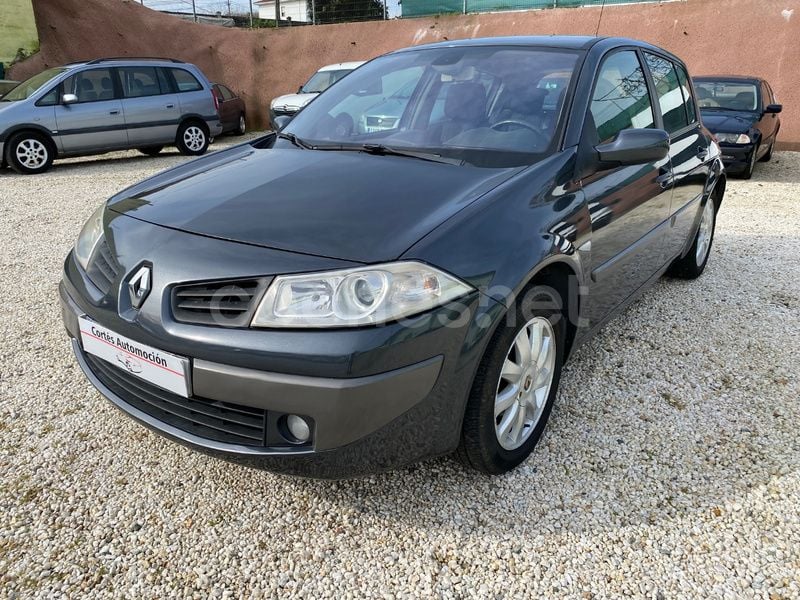 Usado Renault Mégane II Expression 130 CV (95 kW) 2007 Gris / plata Berlina
