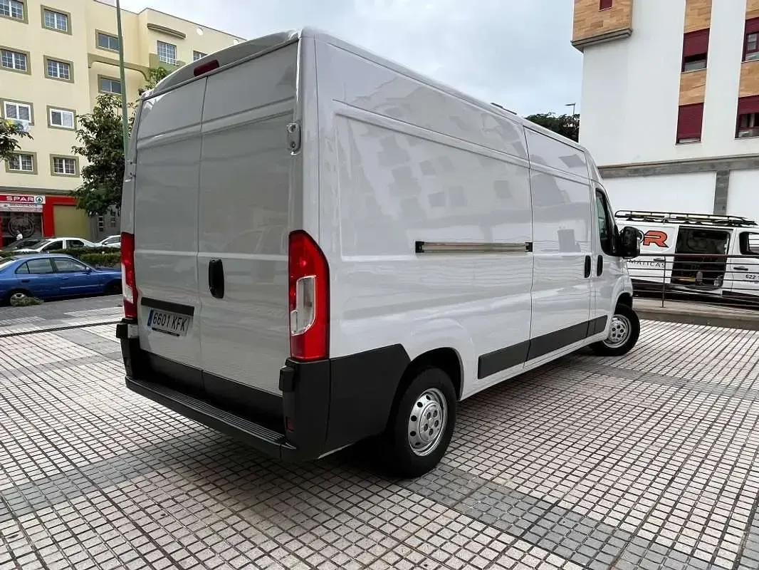 Usado Peugeot Boxer 131 CV (96 kW) 2017 Blanco Van