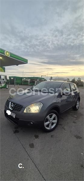 Usado Nissan Qashqai Visia 106 CV (77 kW) 2008 Gris / plata SUV