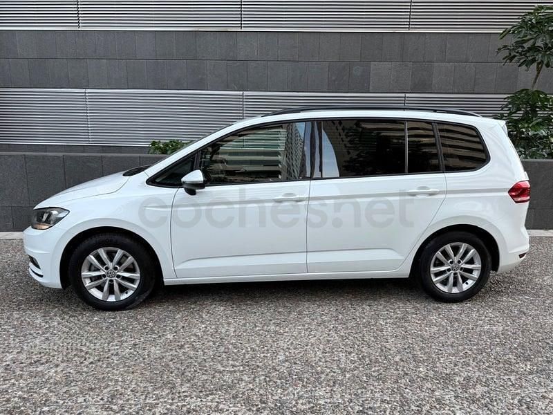 Usado VW Touran Advance 110 CV (80 kW) 2016 Blanco Monovolumen