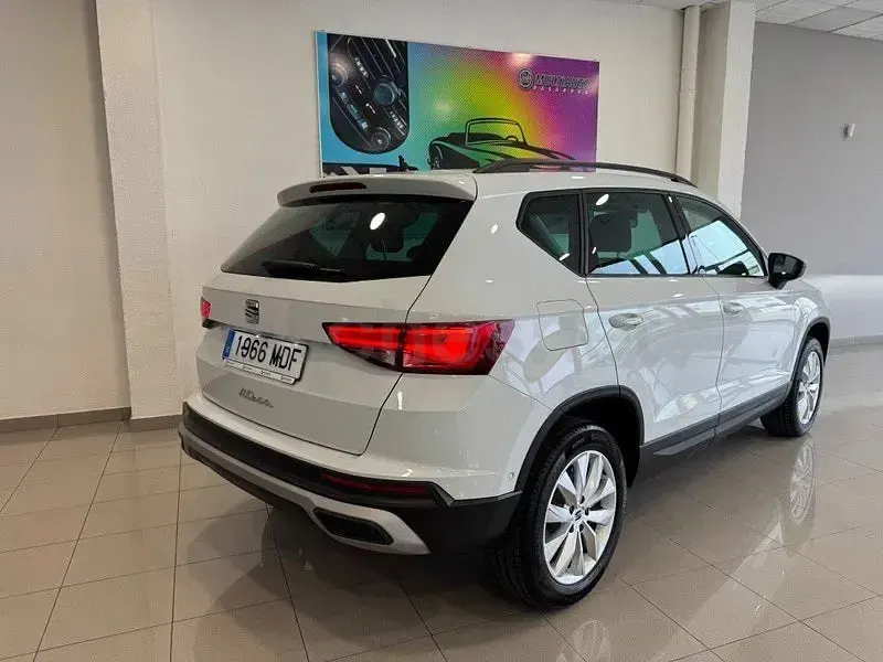 Usado Seat Ateca Style 115 CV (84 kW) 2022 Blanco SUV
