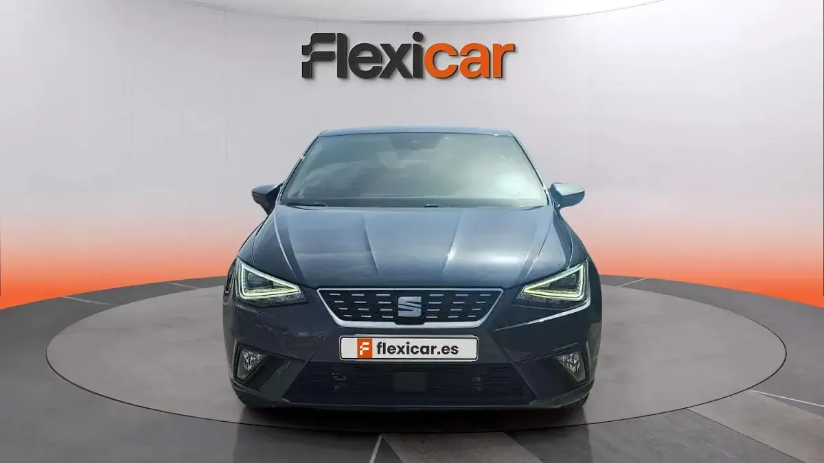 Usado Seat Ibiza XCELLENCE 116 CV (85 kW) 2024 Gris Utilitario