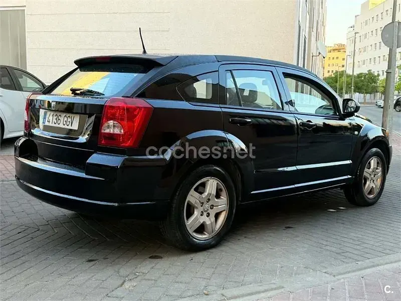 Usado Dodge Caliber SE 150 CV (110 kW) 2008 Negro Utilitario