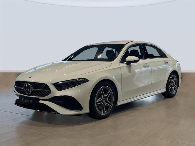 Blanco Usado 2024 Mercedes A180 Advanced Berlina | 37.500 € (Caro) - Imagen 1/4