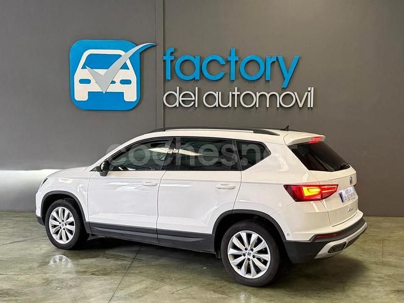 Usado Seat Ateca Style 150 CV (110 kW) 2021 Blanco SUV