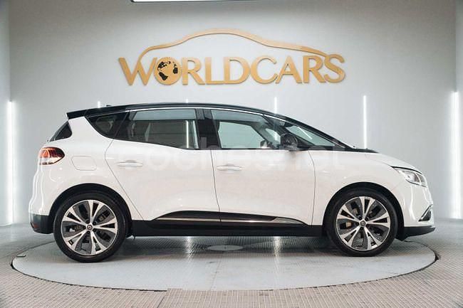 Usado Renault Scénic IV Zen 131 CV (96 kW) 2017 Blanco Monovolumen