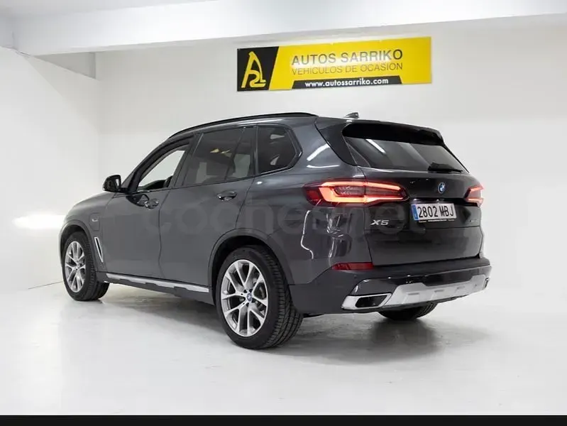 Usado BMW X5 394 CV (289 kW) 2022 Gris / plata SUV