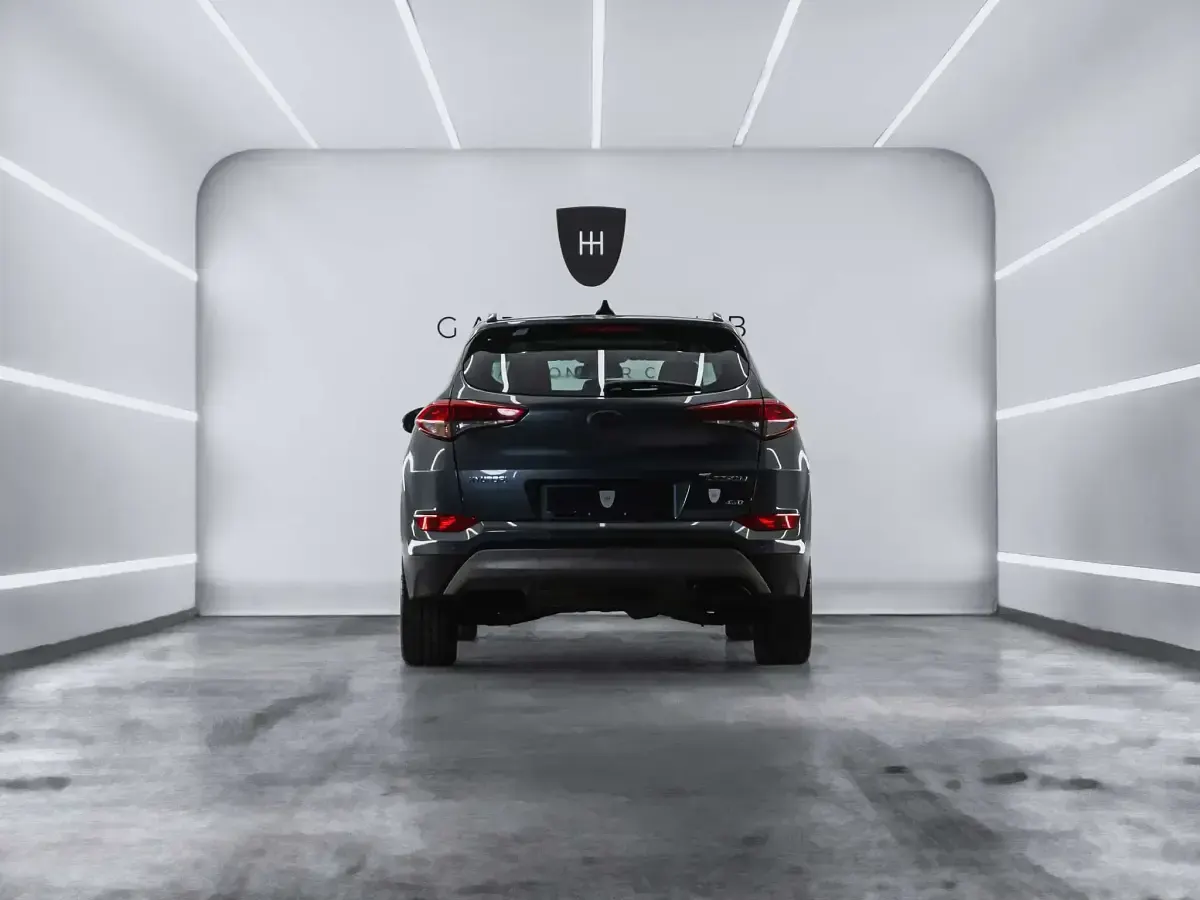Używany Hyundai Tucson Style 177 KM (130 kW) 2017 Szary SUV