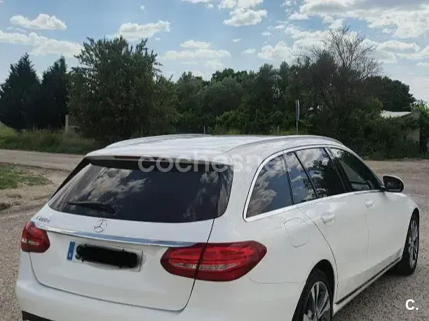 Usado Mercedes C220 Avantgarde 170 CV (125 kW) 2016 Blanco Familiar