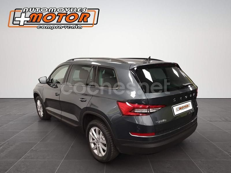 Usado Skoda Kodiaq Ambition 150 CV (110 kW) 2019 Gris / plata SUV