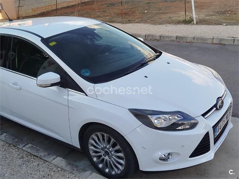 Usado Ford Focus Titanium 125 CV (91 kW) 2012 Blanco Berlina