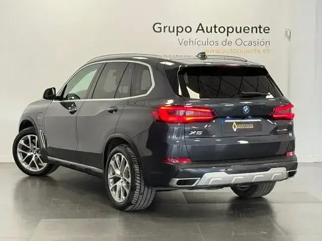 Usado BMW X5 Comfort Edition 394 CV (289 kW) 2022 Gris SUV