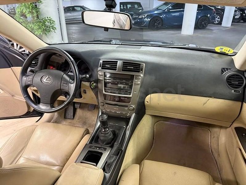 Usado Lexus IS220d Sport Line 177 CV (130 kW) 2006 Gris Berlina