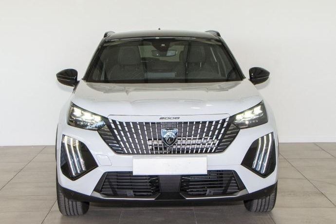 Usado Peugeot e-2008 114 kW (156 CV) 2023 SUV