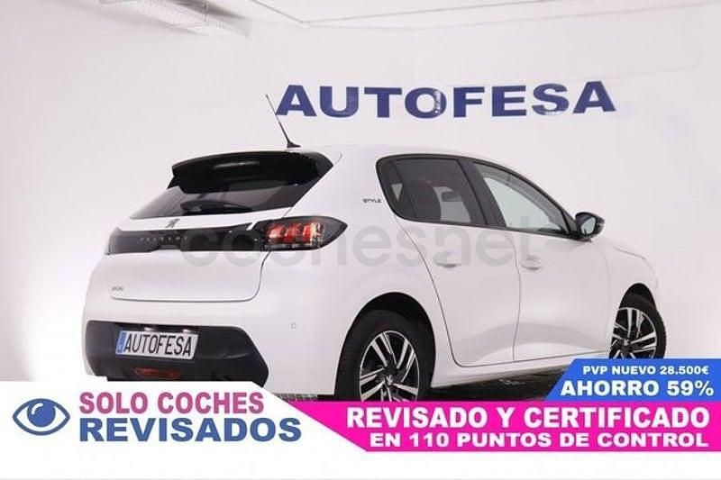 Usado Peugeot 208 Active 75 CV (55 kW) 2023 Blanco Utilitario