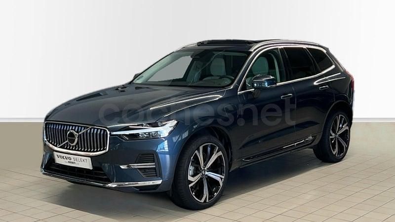 Usado Volvo XC60 Plus 350 CV (257 kW) 2023 Azul SUV