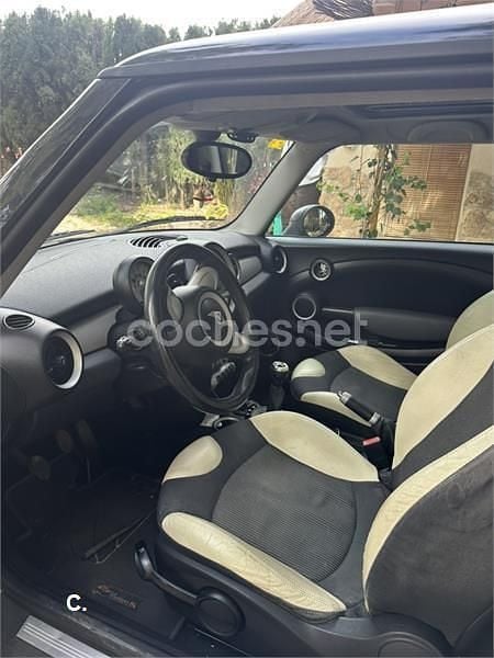 Usado Mini Cooper D 110 CV (80 kW) 2007 Beige Utilitario
