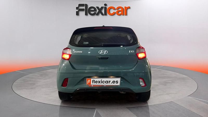 Usado Hyundai i10 67 CV (49 kW) 2023 Verde Utilitario
