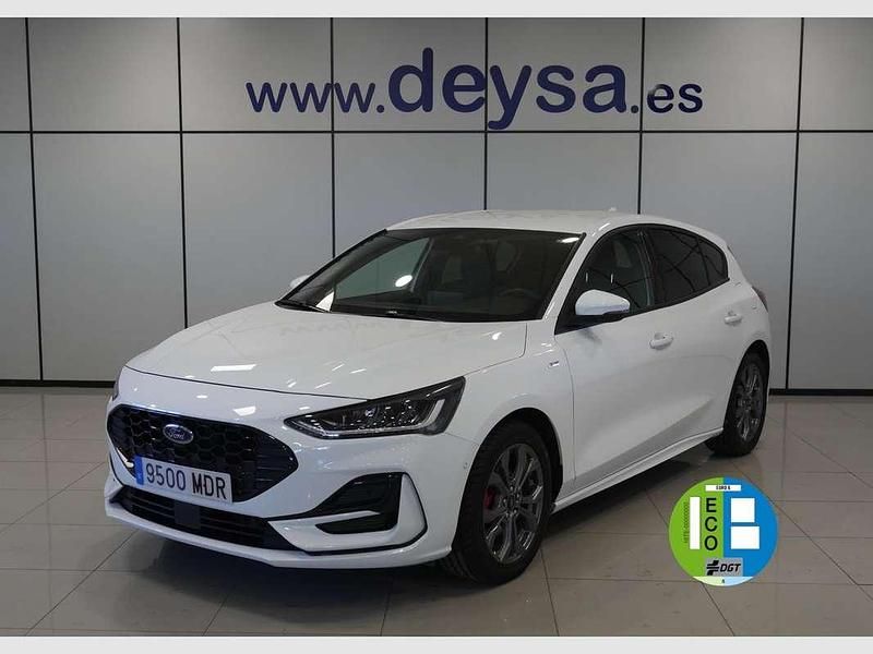 Usado Ford Focus ST-Line 125 CV (91 kW) 2023 Blanco Utilitario