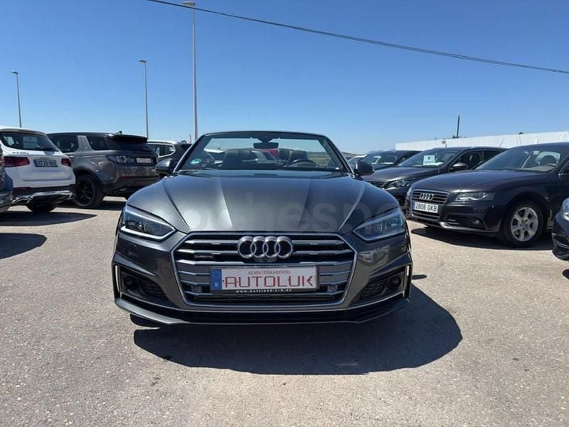 Usado Audi A5 Cabriolet S-Line 286 CV (210 kW) 2018 Gris / plata Descapotable