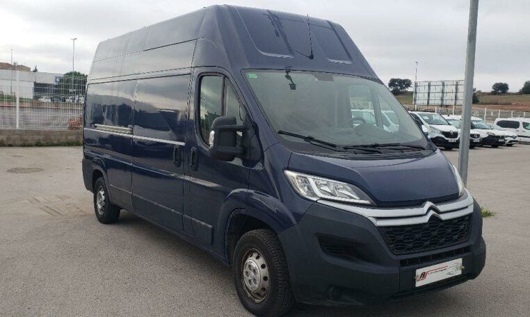 Usado Citroën Jumper 2017 Azul Monovolumen