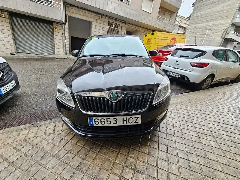 Occasion Skoda Fabia Style 90 PK (66 kW) 2011 Zwart Sedan