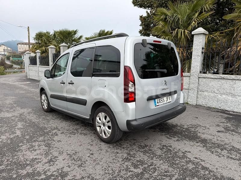 Usado Citroën Berlingo XTR 114 CV (83 kW) 2015 Gris / plata Monovolumen